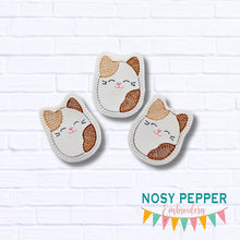 Load image into Gallery viewer, Calico Squishy feltie embroidery file (single and multi files included) DIGITAL DOWNLOAD