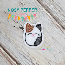 Load image into Gallery viewer, Calico Squishy feltie embroidery file (single and multi files included) DIGITAL DOWNLOAD