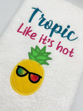 Load image into Gallery viewer, Tropic like it's hot applique machine embroidery design (4 sizes included) DIGITAL DOWNLOAD