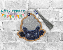Load image into Gallery viewer, Bat Cake applique bookmark machine embroidery design DIGITAL DOWNLOAD