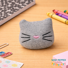 Load image into Gallery viewer, Cat desk pet machine embroidery design DIGITAL DOWNLOAD