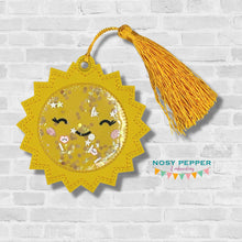 Load image into Gallery viewer, Sun shaker bookmark/bag tag/ornament machine embroidery file DIGITAL DOWNLOAD