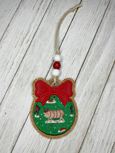 Load image into Gallery viewer, Bow applique ornament machine embroidery design DIGITAL DOWNLOAD
