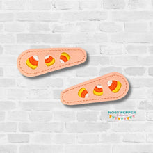Load image into Gallery viewer, Candy Corn barrette cover machine embroidery design DIGITAL DOWNLOAD