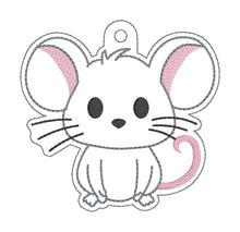 Load image into Gallery viewer, Cute Mouse bag tag/ornament/bookmark machine embroidery design DIGITAL DOWNLOAD