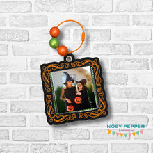 Load image into Gallery viewer, Frame bagtag/bookmark/ornament machine embroidery design DIGITAL DOWNLOAD
