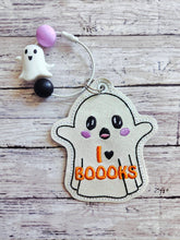 Load image into Gallery viewer, I Heart Booooooks bookmark/ornament/bag tag tmachine embroidery design DIGITAL DOWNLOAD