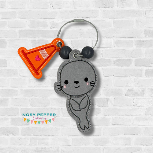 Neil the Seal applique bag tag set machine embroidery design DIGITAL DOWNLOAD