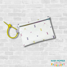 Load image into Gallery viewer, Peep Quilted Set machine embroidery design (ITH bag w/5 sizes and sleep mask w/2 sizes included) DIGITAL DOWNLOAD