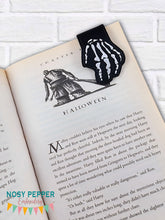 Load image into Gallery viewer, Skeleton magnetic bookmark machine embroidery design DIGITAL DOWNLOAD