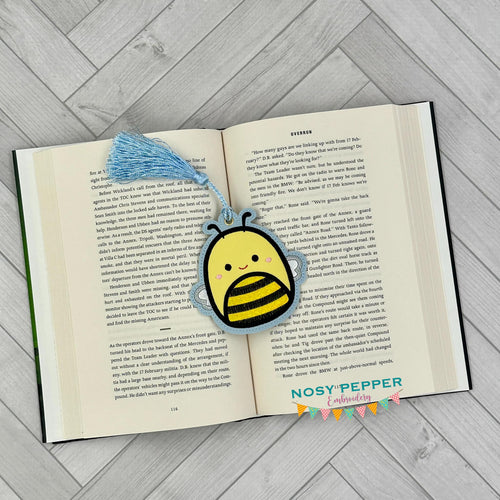 Bee Squishy bookmark/bag tag/ornament machine embroidery file DIGITAL DOWNLOAD