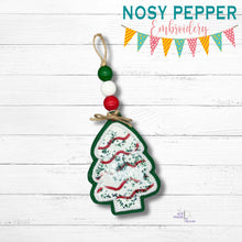 Load image into Gallery viewer, Christmas Cake applique shaker ornament/bookmark/bag tag machine embroidery file DIGITAL DOWNLOAD