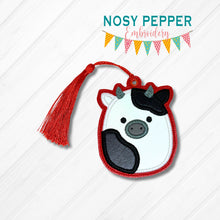 Load image into Gallery viewer, Cow Squishy Applique bookmark machine embroidery file DIGITAL DOWNLOAD