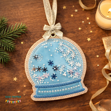 Load image into Gallery viewer, Snow Globe applique shaker ornament/bookmark/bag tag machine embroidery file DIGITAL DOWNLOAD