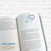 Load image into Gallery viewer, Heart appliqué magnetic bookmark machine embroidery design DIGITAL DOWNLOAD