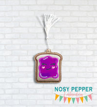 Load image into Gallery viewer, Jelly applique bookmark/ornament/bag tag machine embroidery design DIGITAL DOWNLOAD