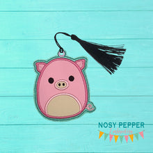 Load image into Gallery viewer, Squishy Pig Applique bookmark/bag tag/ornament machine embroidery file DIGITAL DOWNLOAD