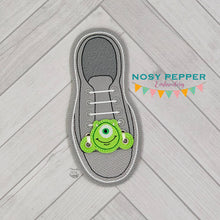 Load image into Gallery viewer, Shoe Charm Holder Set machine embroidery design (2 sizes and 2 styles included) DIGITAL DOWNLOAD