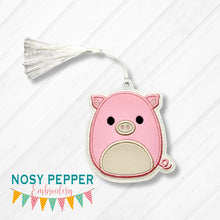 Load image into Gallery viewer, Squishy Pig Applique bookmark machine embroidery file DIGITAL DOWNLOAD