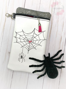 Spider Heart ITH Bag Machine Embroidery Design (5 sizes available) DIGITAL DOWNLOAD