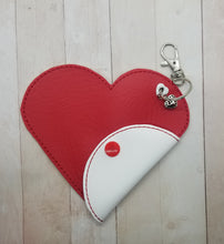 Load image into Gallery viewer, Heart Snap ITH Pouch machine embroidery design DIGITAL DOWNLOAD