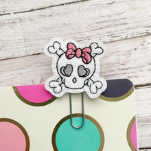 Load image into Gallery viewer, Bow Skull feltie (single &amp; multi included) machine embroidery design DIGITAL DOWNLOAD