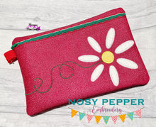 Load image into Gallery viewer, Daisy Applique ITH Bag (4 sizes available) machine embroidery design DIGITAL DOWNLOAD