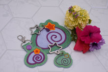 Load image into Gallery viewer, Shell Applique set (includes snap tab, charms, bookmark, 4x4 ITH Bag &amp; 5x7 ITH Bag) machine embroidery design DIGITAL DOWNLOAD