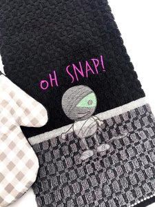 Oh Snap Mummy machine embroidery design (4 sizes included) DIGITAL DOWNLOAD