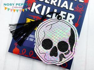 Skull Bookmark sketchy 4x4 machine embroidery design DIGITAL DOWNLOAD