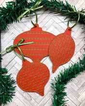 Load image into Gallery viewer, Retro ornaments (set of 3 designs) 4x4 machine embroidery design DIGITAL DOWNLOAD