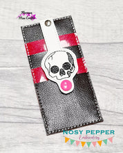 Load image into Gallery viewer, Vertical Wallet ITH design 5x7 hoop machine embroidery design DIGITAL DOWNLOAD