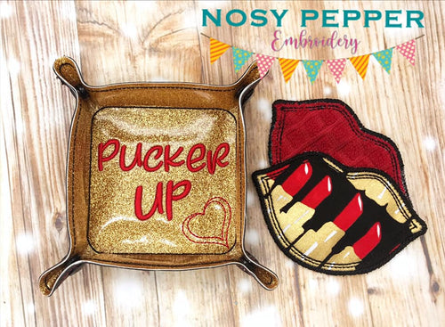 Pucker up makeup wipe and tray set (2 sizes of wipes and 2 sizes of trays included) machine embroidery design DIGITAL DOWNLOAD