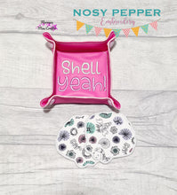 Load image into Gallery viewer, Shell wipe set (includes 2 sizes of wipes and trays) machine embroidery design DIGITAL DOWNLOAD