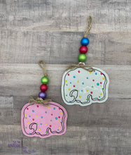 Load image into Gallery viewer, Elephant Cracker bookmark/bag tag/ornament machine embroidery design DIGITAL DOWNLOAD