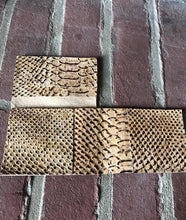 Load image into Gallery viewer, Doubloon Wallet PDF Sewing Pattern