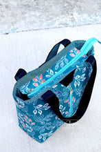 Load image into Gallery viewer, Topaz Tote PDF Pattern