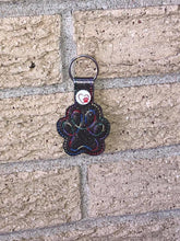 Load image into Gallery viewer, Paw Print Minimalist Snap tab 4x4 machine embroidery design DIGITAL DOWNLOAD
