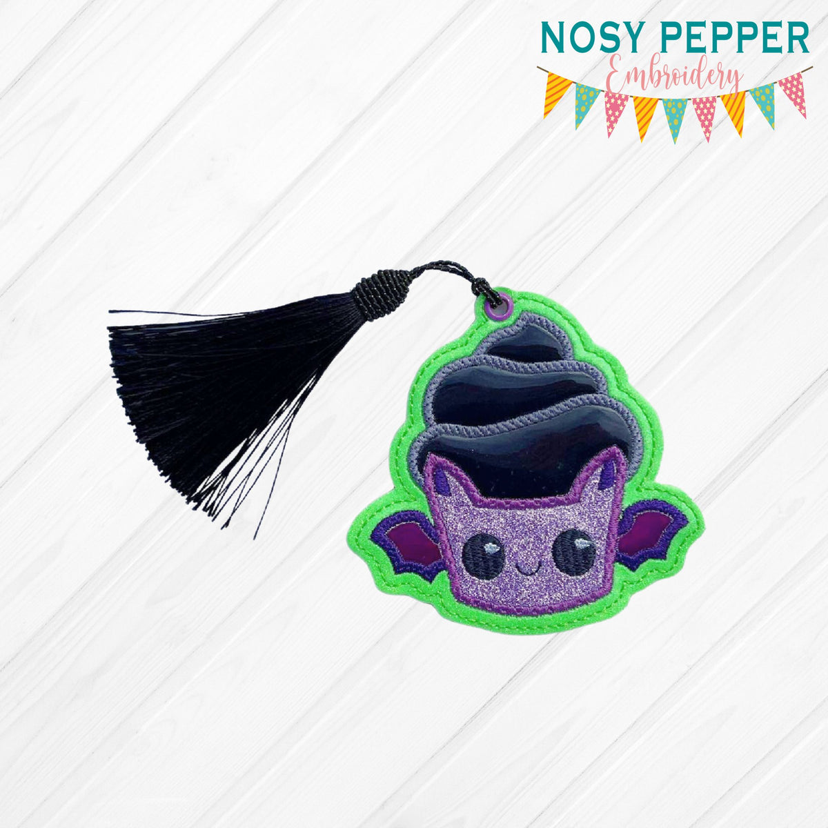Bat Cake applique bookmark/bag tag/ornament machine embroidery design ...