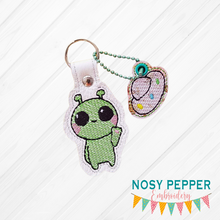 Load image into Gallery viewer, Alien Snap tab and Charm Set sketchy fill 4x4 machine embroidery design DIGITAL DOWNLOAD