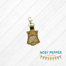 Load image into Gallery viewer, Origami owl Snap tab 4x4 machine embroidery design DIGITAL DOWNLOAD