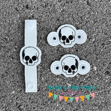 Load image into Gallery viewer, Skull Shoe Charm machine embroidery design (3 versions included) DIGITAL DOWNLOAD